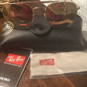 New rose gold Ray-ban